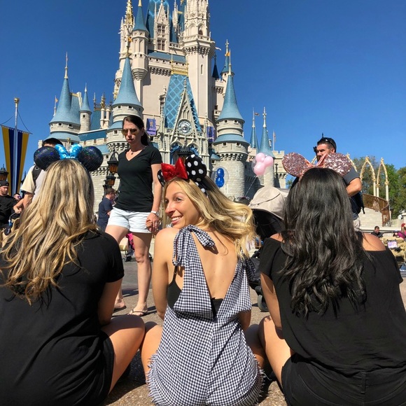 Meet your Posher, Kaitlyn - Picture 3 of 4